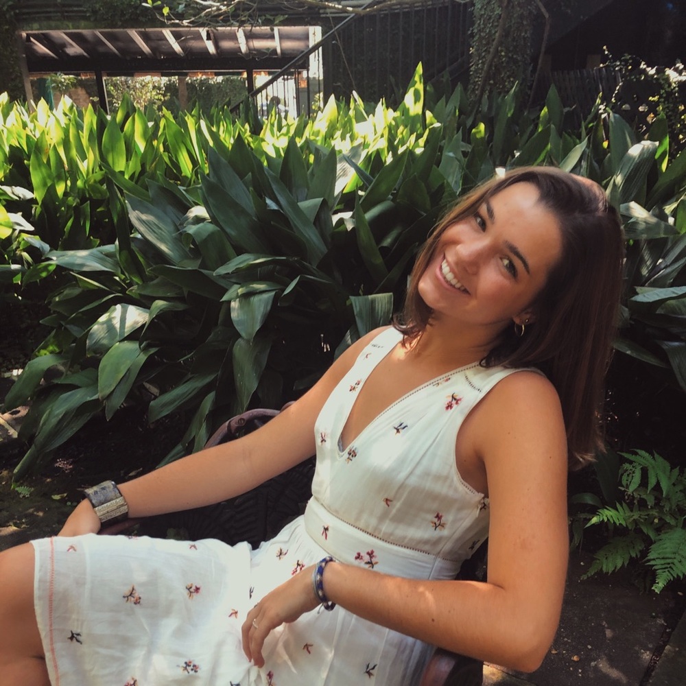 Meet your Posher, Maeve